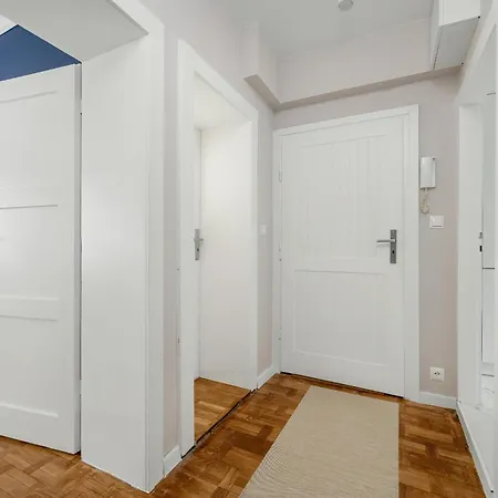 Charming Close To The Odra River By Renters شقة فروتسواف