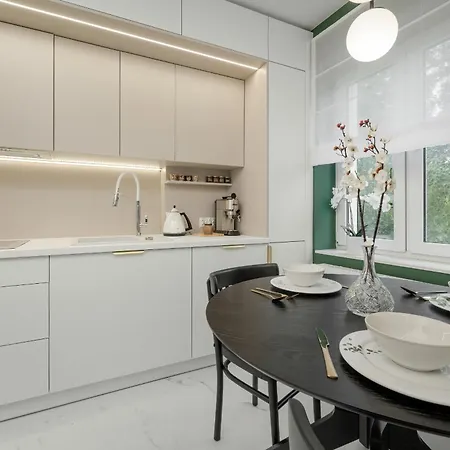 شقة Charming Close To The Odra River By Renters فروتسواف